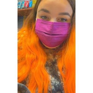 Meet your Posher, Casey